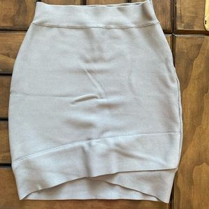 BCBG mini bandage skirt (taupe)